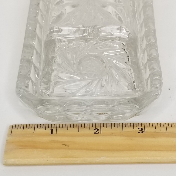 Eleanor American Cut Quarter Pound Covered Butter Dish Pinwheel Pattern - Picture 12 of 14